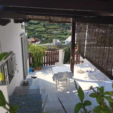 Casa Delle Ginestre 폰차